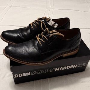 Steve Madden Black and Tan Men's Oxfords